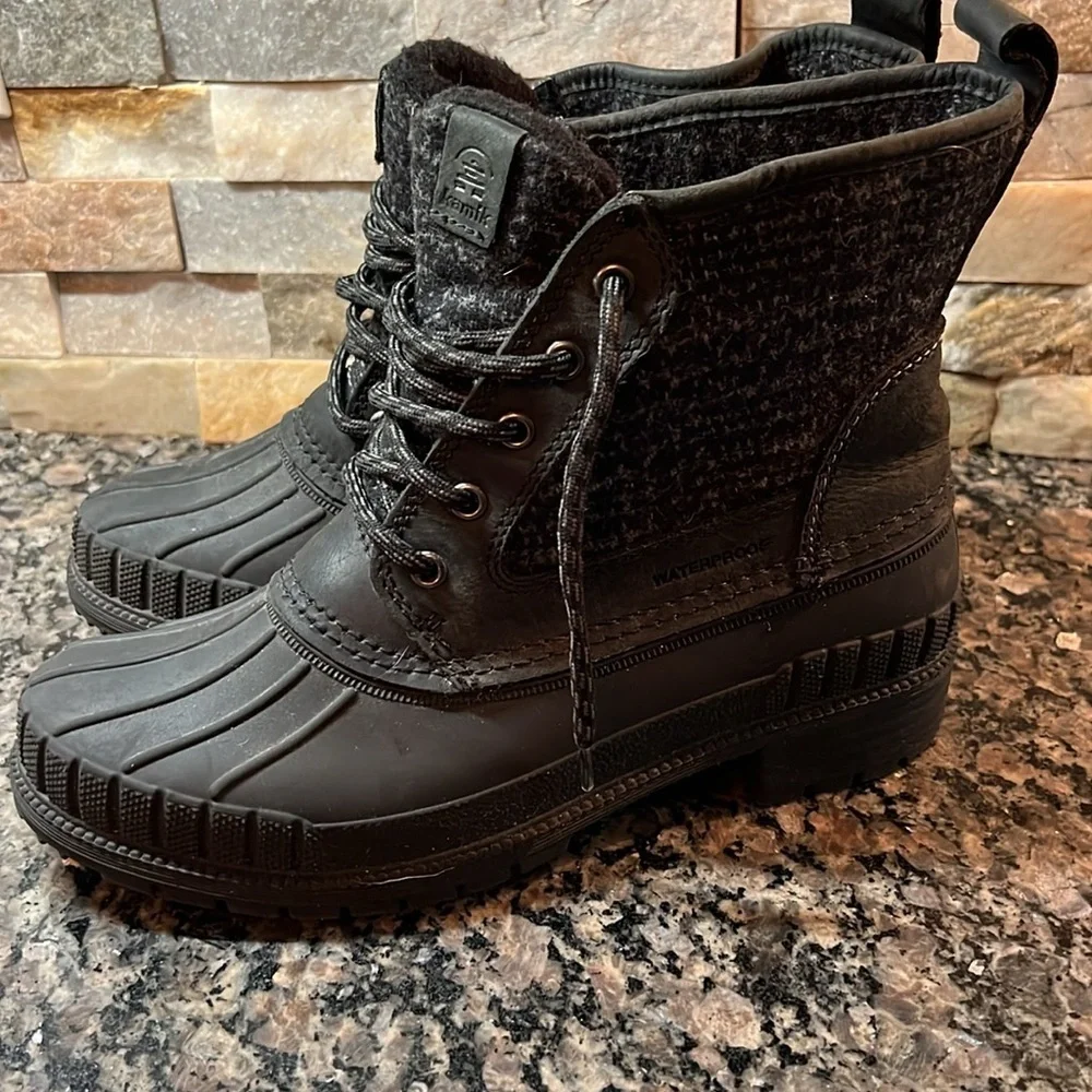 Kamik waterproof winter boots 8